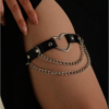 Liguero-de-pierna-corazon-de-cuero-negro-dark-arnes-con-cadenas-grunge-punk-gotico-aesthetic-outflit Liguero-de-pierna-corazon-de-cuero-negro-dark-arnes-con-cadenas-grunge-punk-gotico-aesthetic-outflit