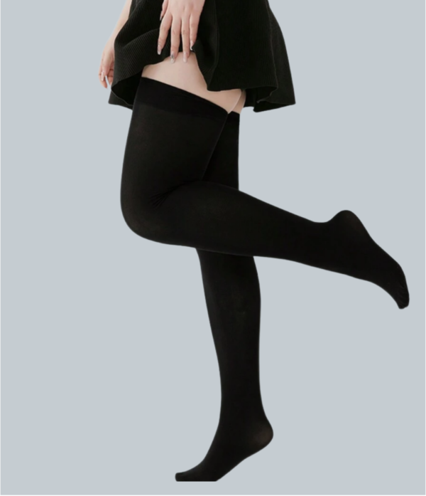 Par-de-medias-altas-lado-negras-aesthetic-dark-unisex-outflit-dark-grunge-gotico-escolares-delgadas-