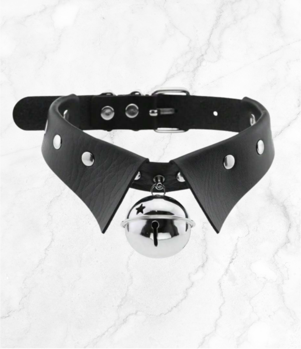 gargantilla-collar-choker-con-campanilla-tipo-corbata-de-cuero-negro-dark-grunge-punk-gotico-aesthet gargantilla-collar-choker-con-campanilla-tipo-corbata-de-cuero-negro-dark-grunge-punk-gotico-aesthet